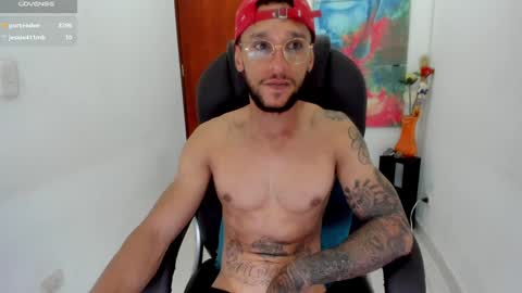 Snapshot of teylor_cristian chatting on January 14, 7:48 am Cristhian Teylor online show from January 14, 7:48 am