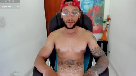 Snapshot of teylor_cristian chatting on January 17, 5:11 am Cristhian Teylor online show from January 17, 5:11 am