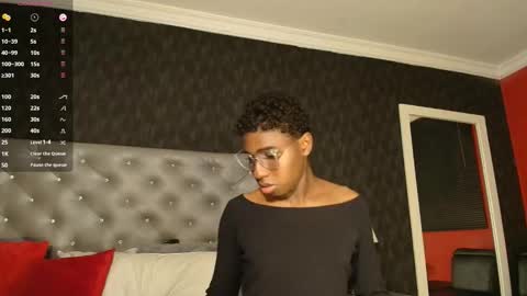 teylor_lovee online show from March 7, 9:56 pm