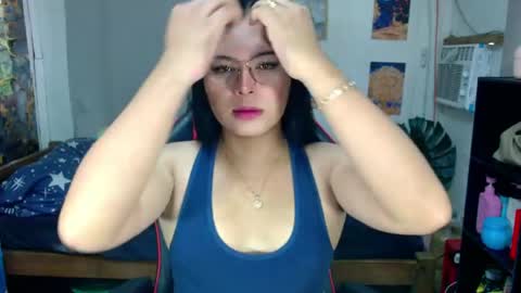 Snapshot of tgirlselena chatting on June 7, 5:11 am tgirlselena online show from June 7, 5:11 am