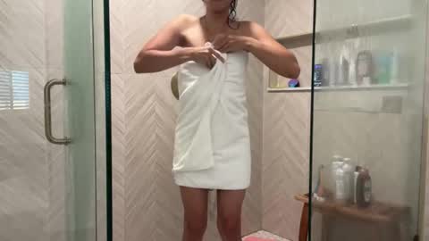 Snapshot of tgirltoesx chatting on November 10, 7:46 pm babygirlmami online show from November 10, 7:46 pm