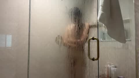 Snapshot of tgirltoesx chatting on November 15, 9:21 pm babygirlmami online show from November 15, 9:21 pm