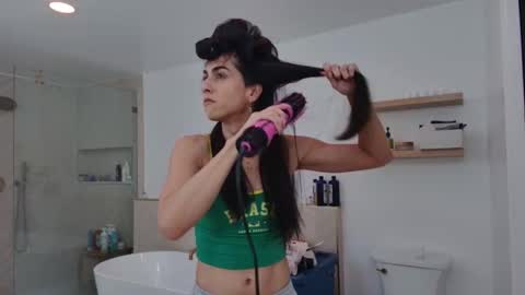 babygirlmami online show from March 9, 1:20 am