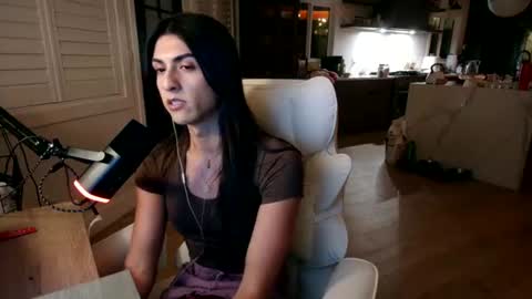Snapshot of tgirltoesx chatting on July 17, 5:36 am babygirlmami online show from July 17, 5:36 am