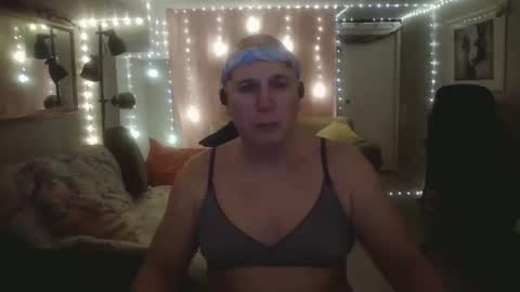 lacey online show from March 17, 7:39 pm