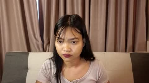 Snapshot of thailand4you chatting on February 13, 11:17 am AbbieThai online show from February 13, 11:17 am