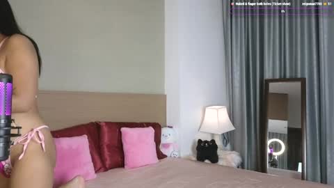 Snapshot of thailand4you chatting on March 30, 12:50 pm AbbieThai online show from March 30, 12:50 pm