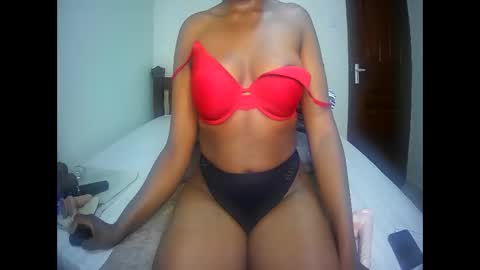 shy online show from November 16, 11:10 pm