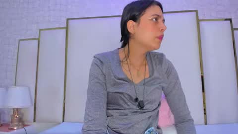 thalia888_ online show from March 1, 7:05 pm