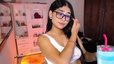 thalia  online show from September 15, 7:36 pm