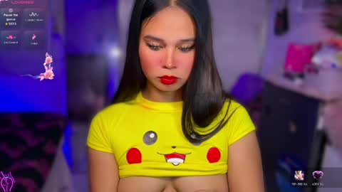 Ms. Thalia online show from April 8, 5:13 pm