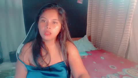 Snapshot of thalie_mae chatting on January 21, 8:54 pm Mae online show from January 21, 8:54 pm