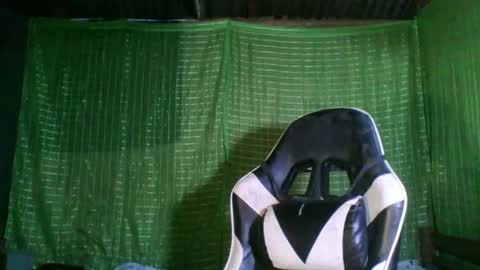 Snapshot of thalie_mae chatting on January 13, 2:44 pm Mae online show from January 13, 2:44 pm