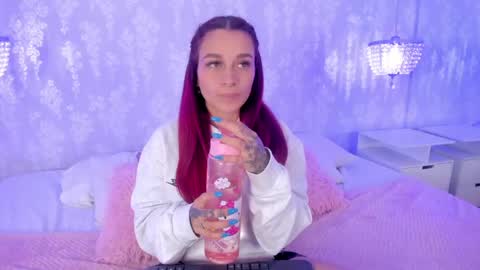 Snapshot of thalira_angels chatting on June 2, 6:10 pm THALIRA ANGELS online show from June 2, 6:10 pm