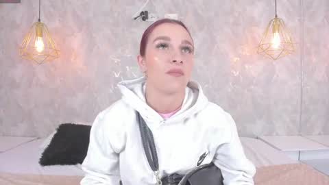 Snapshot of thalira_angels chatting on July 31, 2:38 pm THALIRA ANGELS online show from July 31, 2:38 pm