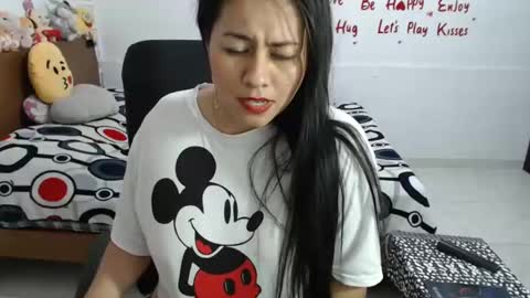 thania      sometimes in the company of Alan and Maria online show from December 9, 9:26 pm