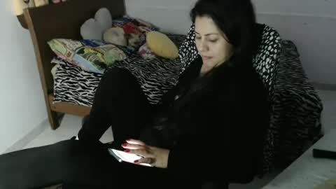 thania      sometimes in the company of Alan and Maria online show from January 11, 10:18 pm