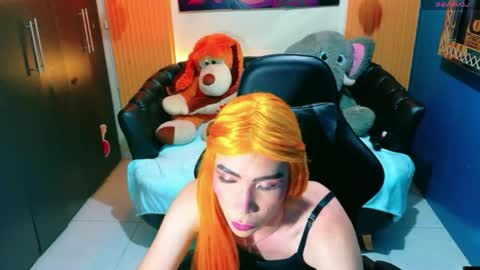 thamara_roberts online show from April 25, 12:41 pm