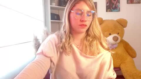   online show from January 14, 8:26 pm