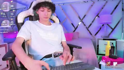 thanier_18 online show from March 5, 7:32 pm