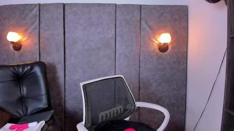 Snapshot of thara_webstter chatting on April 25, 12:08 pm thara webstter online show from April 25, 12:08 pm