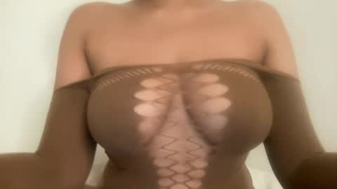 Snapshot of thatgirlmelanie chatting on August 9, 9:09 pm Melanie online show from August 9, 9:09 pm