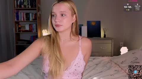 Alice online show from July 12, 2:41 pm