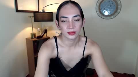 Snapshot of thatslut_deia chatting on September 13, 4:45 am thatslut_deia online show from September 13, 4:45 am