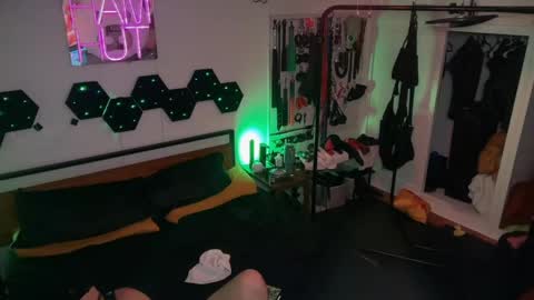 Snapshot of thatsluttynurse chatting on April 14, 6:41 am thatsluttynurse online show from April 14, 6:41 am