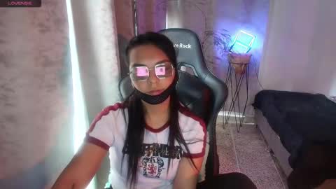 Snapshot of thays_mawakye01 chatting on February 20, 6:52 pm Paola online show from February 20, 6:52 pm