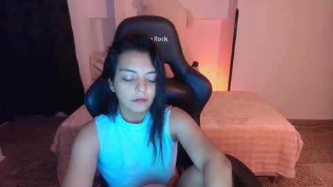 Snapshot of thays_mawakye01 chatting on March 15, 3:29 pm Paola online show from March 15, 3:29 pm