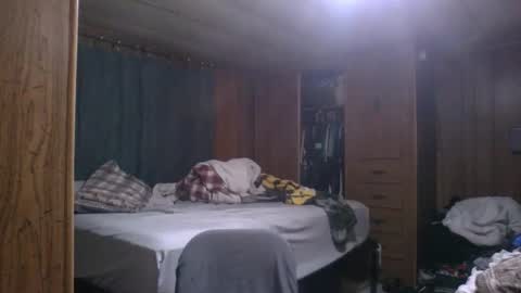 BiggerINalaska online show from October 17, 11:13 am