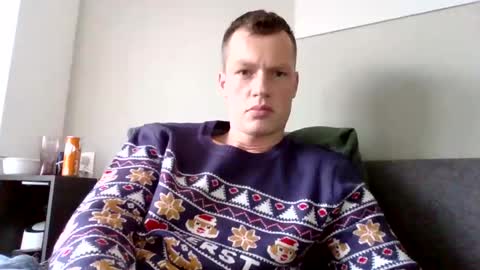 Dennis online show from December 22, 1:52 pm