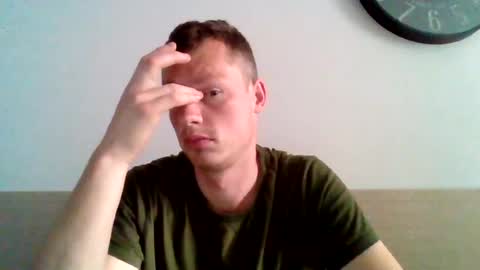 Snapshot of the___rocky200 chatting on June 29, 7:36 am Dennis online show from June 29, 7:36 am