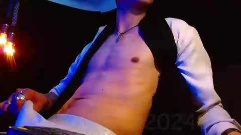 GIORGGIO online show from December 31, 5:22 am