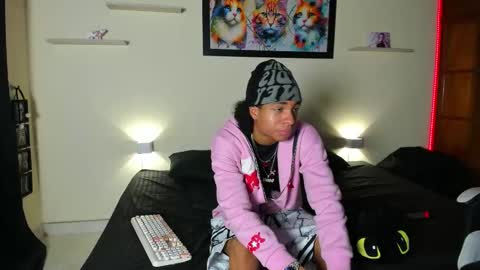 Snapshot of the_black30 chatting on February 24, 11:25 pm big boy online show from February 24, 11:25 pm