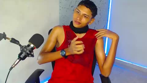 Snapshot of the_crack71 chatting on September 30, 1:05 pm Sean OPry online show from September 30, 1:05 pm