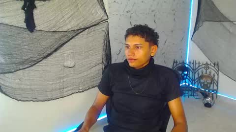 Snapshot of the_crack71 chatting on October 3, 12:13 pm Sean OPry online show from October 3, 12:13 pm