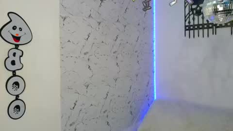 Snapshot of the_crack71 chatting on October 20, 2:28 pm Sean OPry online show from October 20, 2:28 pm