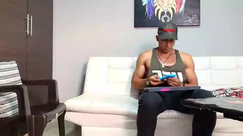 SCOTT  THEO  KAMERON  GENDERSON online show from February 20, 10:26 pm