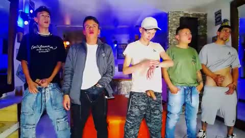 Snapshot of the_goodfellas chatting on December 29, 10:47 pm the goodfellas online show from December 29, 10:47 pm