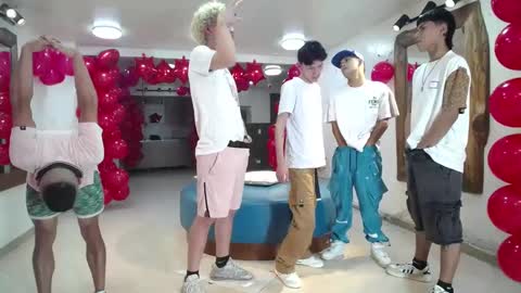 Snapshot of the_goodfellas chatting on January 13, 9:20 pm the goodfellas online show from January 13, 9:20 pm