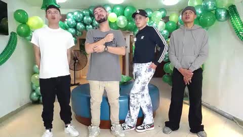 Snapshot of the_goodfellas chatting on February 27, 11:15 pm the goodfellas online show from February 27, 11:15 pm