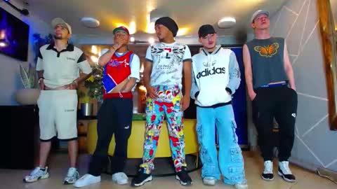 Snapshot of the_goodfellas chatting on October 5, 6:06 pm the goodfellas online show from October 5, 6:06 pm