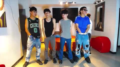 Snapshot of the_goodfellas chatting on February 8, 8:56 pm the goodfellas online show from February 8, 8:56 pm