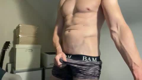 Snapshot of the_gym_boy chatting on September 18, 1:02 pm the_gym_boy online show from September 18, 1:02 pm