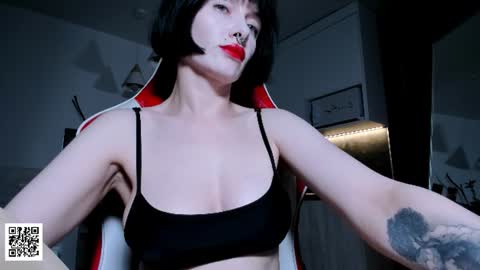 Snapshot of the_inamorata chatting on June 26, 10:03 pm Goddess Misha online show from June 26, 10:03 pm