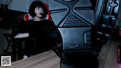 Snapshot of the_inamorata chatting on July 12, 10:01 pm Goddess Misha online show from July 12, 10:01 pm
