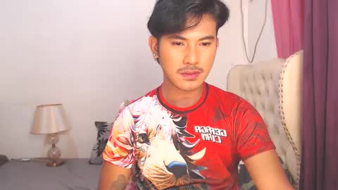 Snapshot of the_killian_jones chatting on February 15, 6:01 pm ken online show from February 15, 6:01 pm