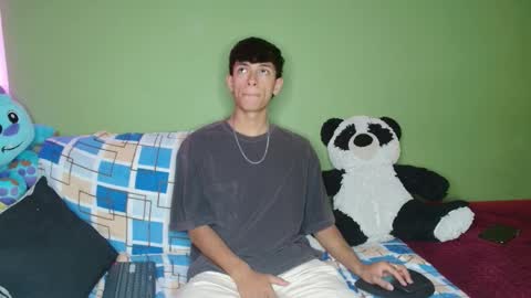 Snapshot of the_muderer chatting on November 1, 3:25 pm murderer online show from November 1, 3:25 pm